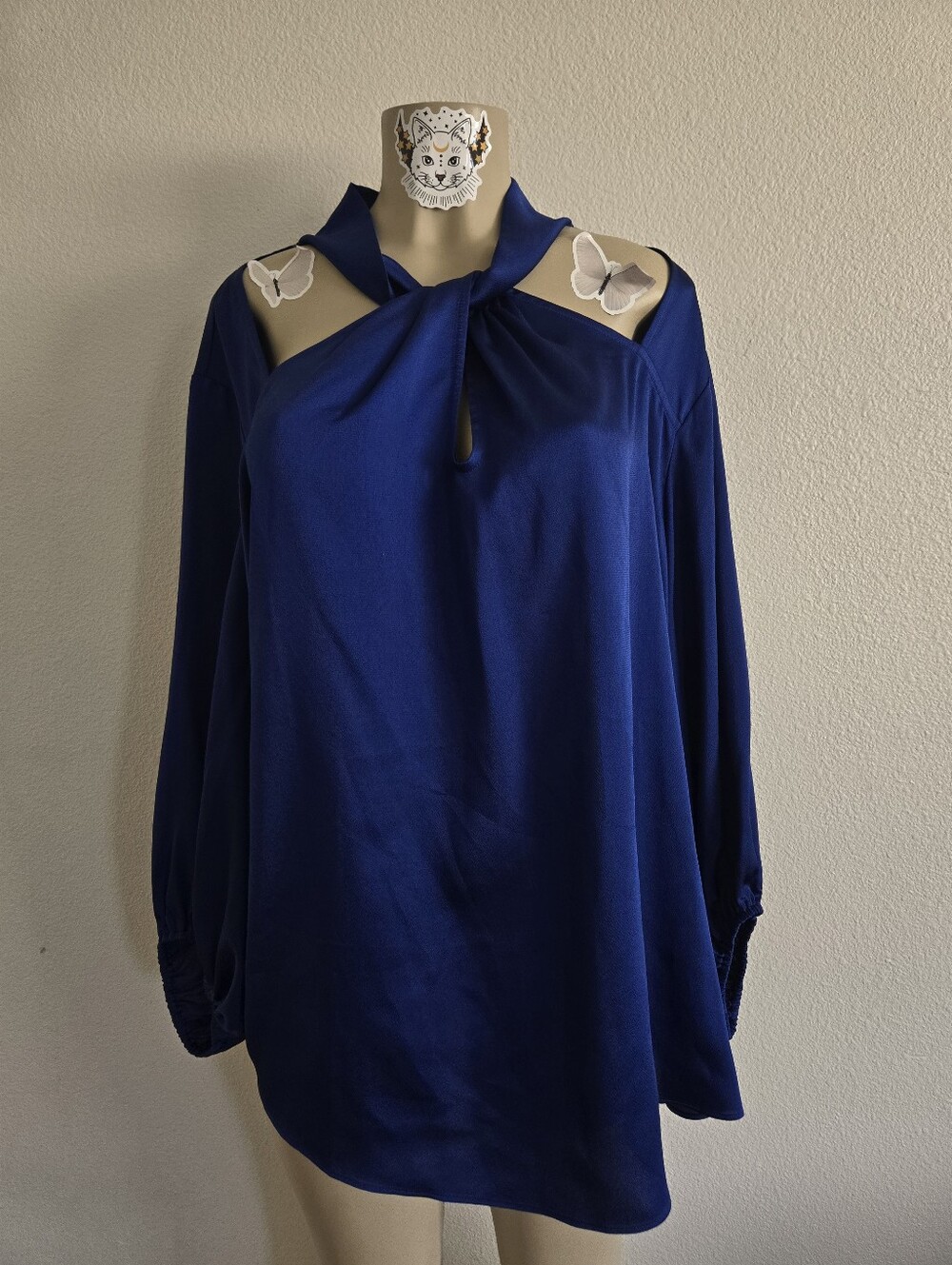 Twist-Neck Cold-Shoulder Long Sleeve Blouse - Royal Blue